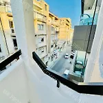 Milos Center Apt. 32 شقة