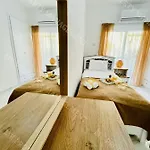 Milos Center Apt. 32 شقة لارنكا