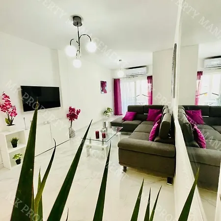 公寓 Milos Center Apt. 32 *