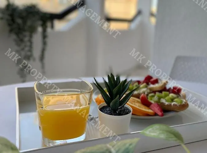 アパート Milos Center Apt. 32 ラルナカ