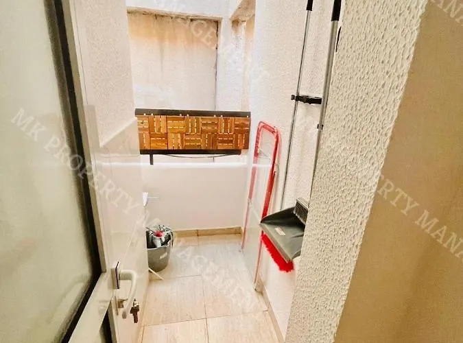 アパート Milos Center Apt. 32 ラルナカ