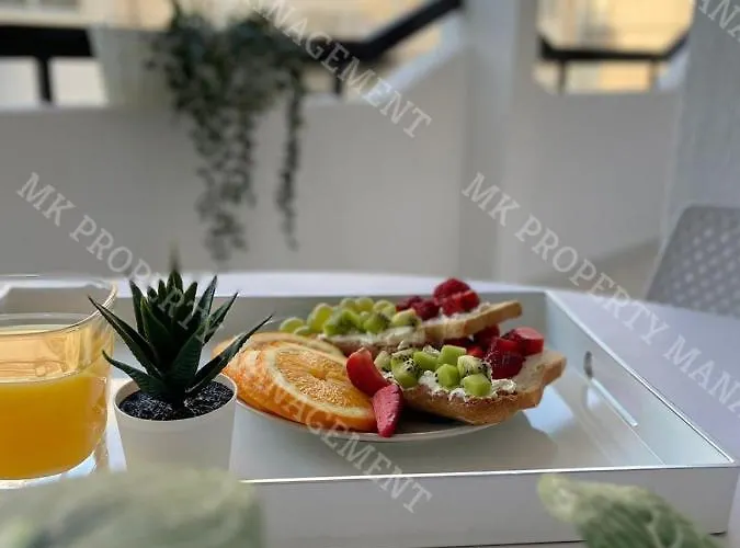 Milos Center Apt. 32 *